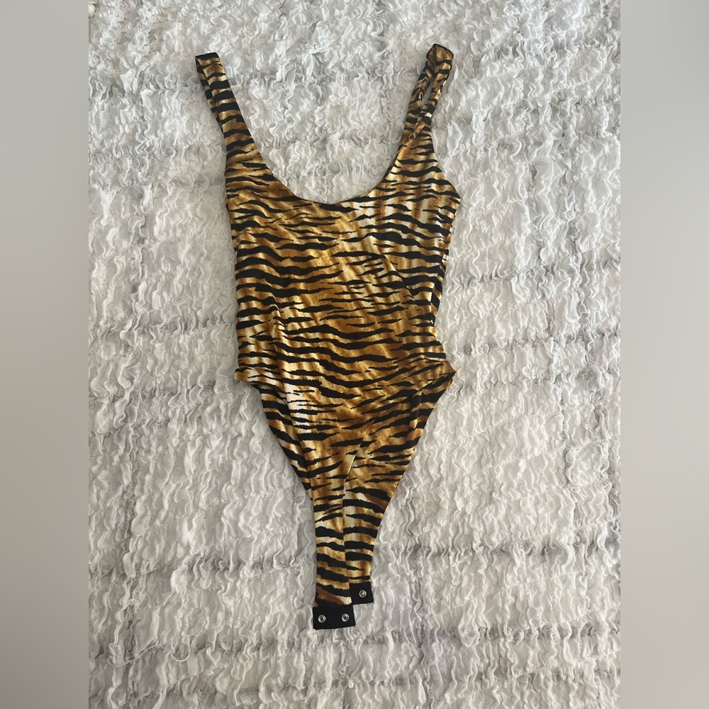 NAKED WARDROBE! Tiger Print Bodysuit